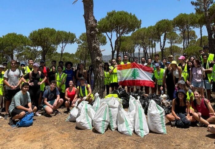 حملة تنظيف واسعة في مرج بسكنتا ومعالجة خراطيش الصيد بأسلوب مستدام.