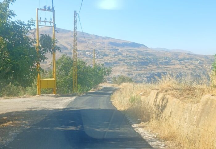 بلدية بسكنتا… تعبيد طريق الجريد .