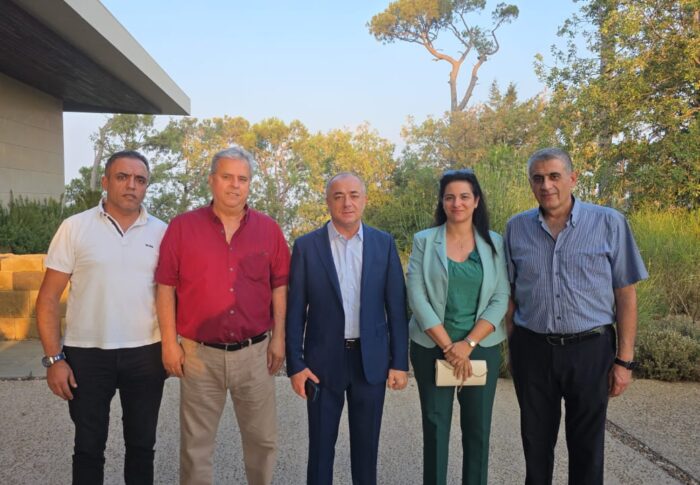 زيارة وفد بلدية بسكنتا إلى دولة الرئيس الياس بو صعب